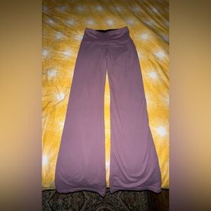 Women's Wide Leg Pants in Mauve
